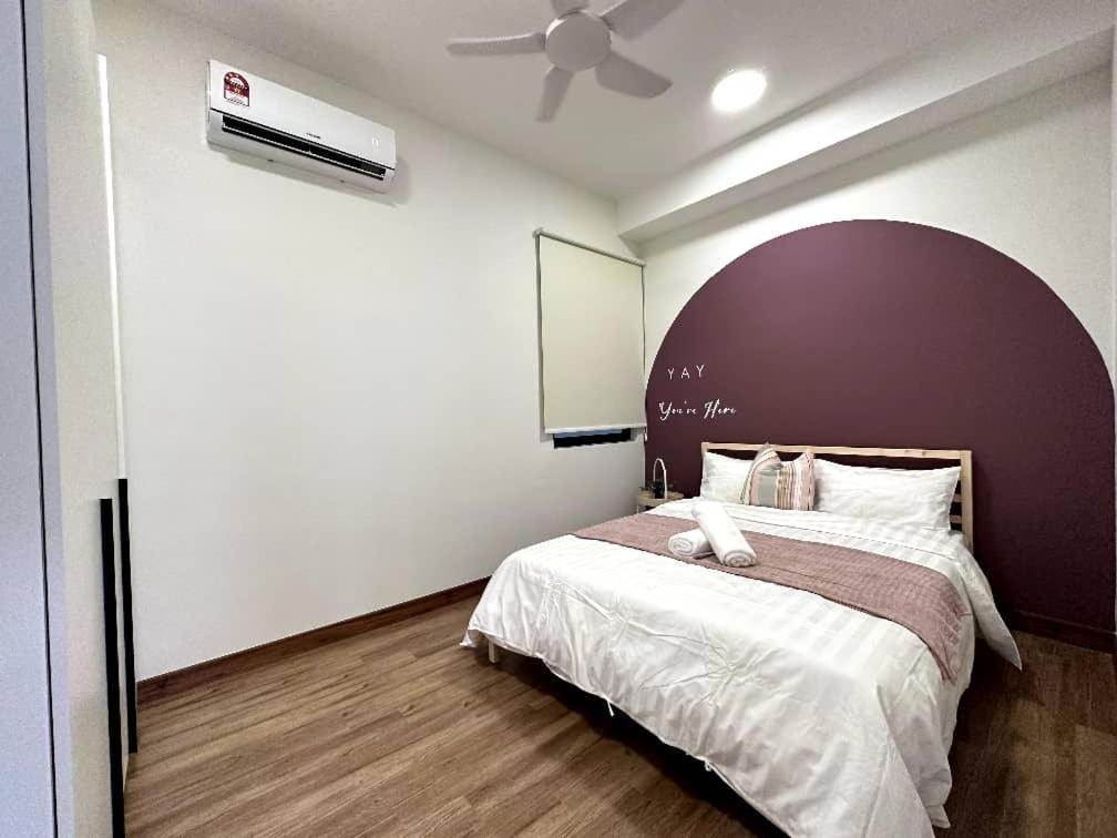 The Apple Premier Condo Three Bedroom In Melaka エクステリア 写真